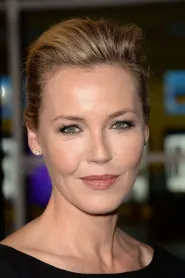 Connie Nielsen